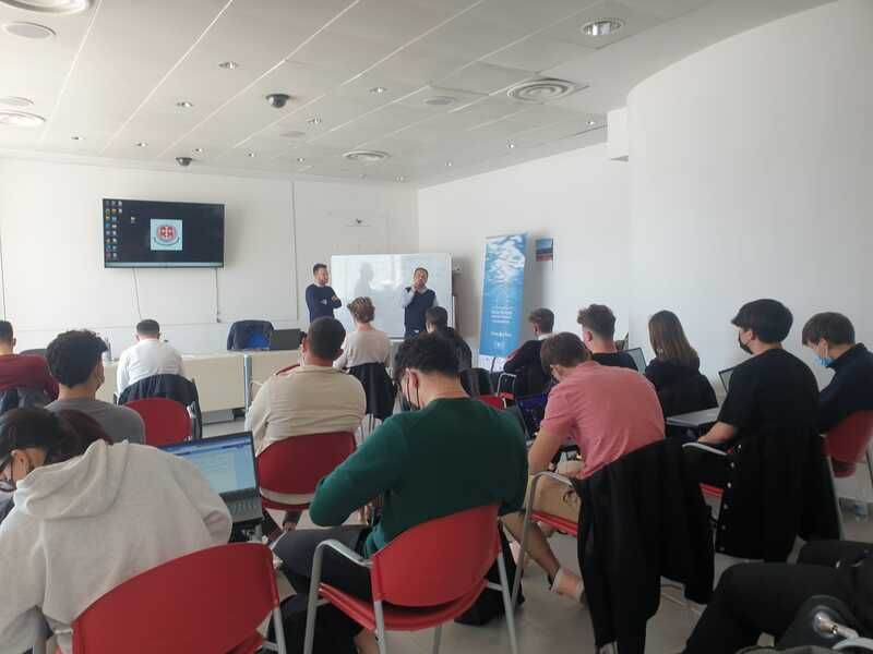 A scuola di Autotrasporto: ASSOTIR insieme ai ragazzi dell’istituto Caboto di Gaeta per conoscere il settore del trasporto merci su gomma
