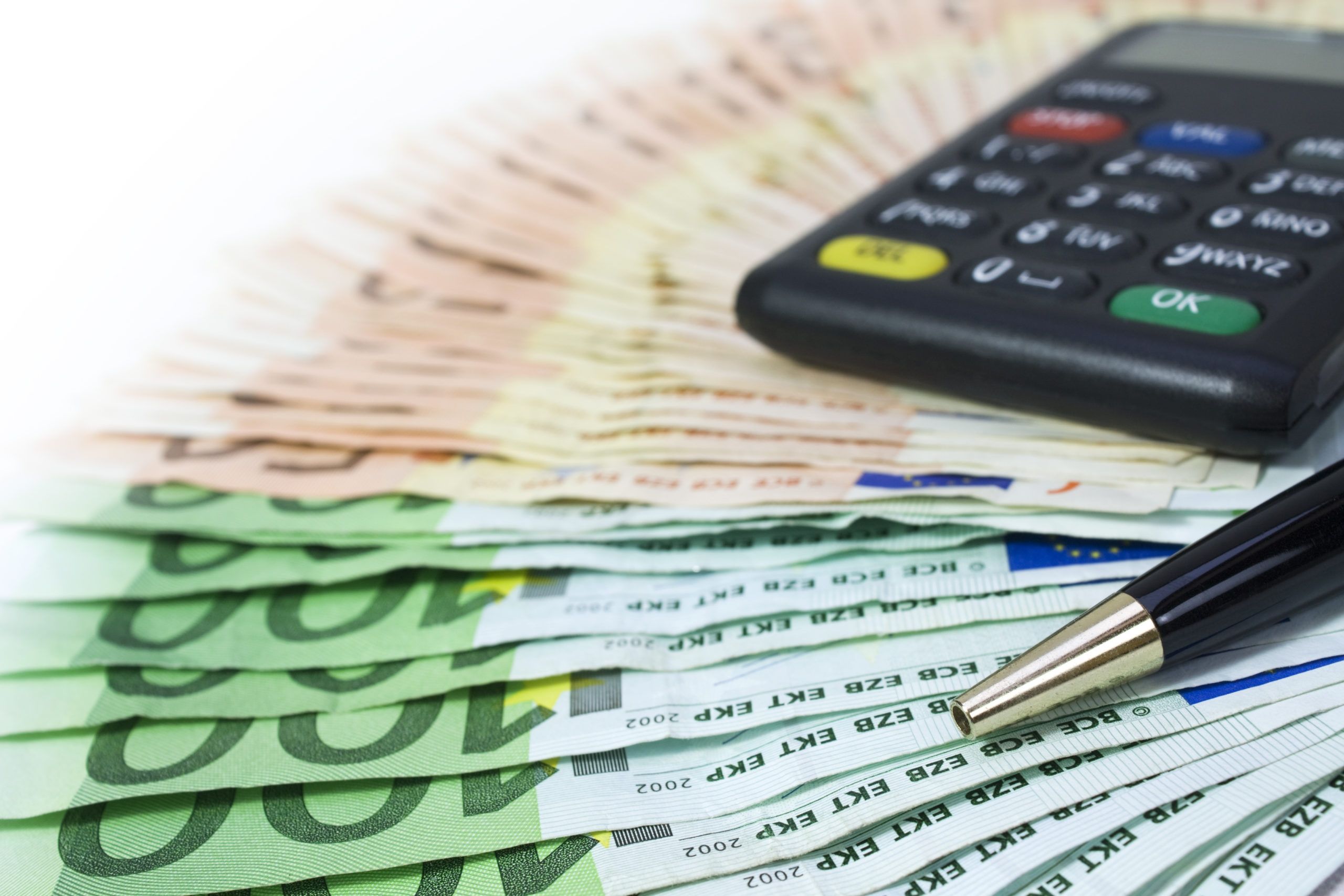 Mancata erogazione dei finanziamenti alle imprese di trasporto fino a 25.000 euro: Assotir solleva la questione al Ministro delle Finanze, dei Trasporti e all’ABI