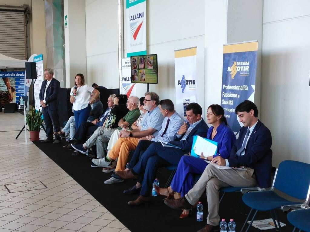 La Campagna elettorale di ASSOTIR: a Santa Croce sull’Arno successo per l’incontro con i candidati del Senato al collegio uninominale della Regione Toscana