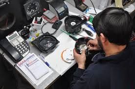 Tachigrafo rotto o sigillo rimosso: necessaria a bordo la giustificazione scritta dell’officina