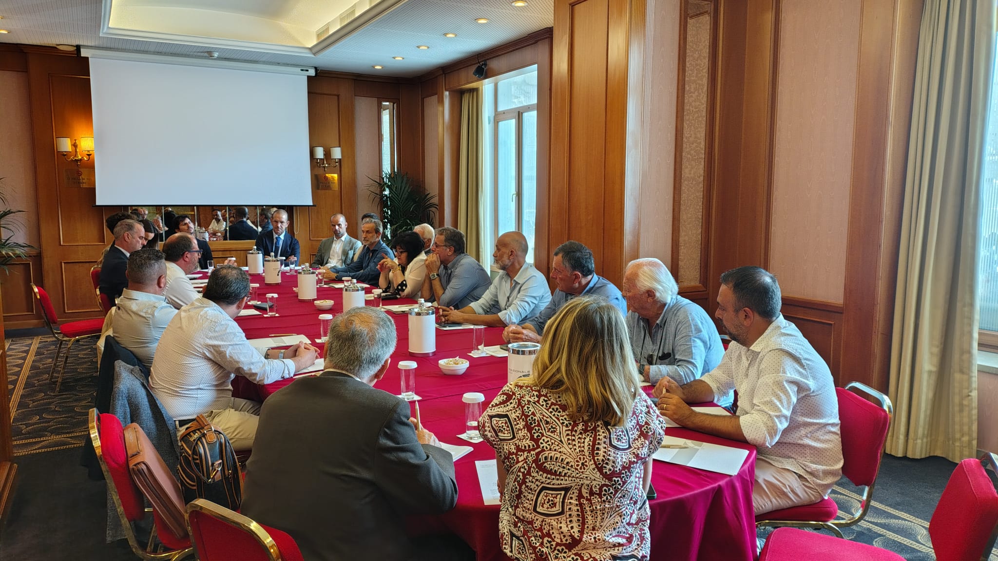 Un caffè con…ASSOTIR. L’ Associazione incontra le forze politiche di maggioranza e opposizione prima della pausa estiva