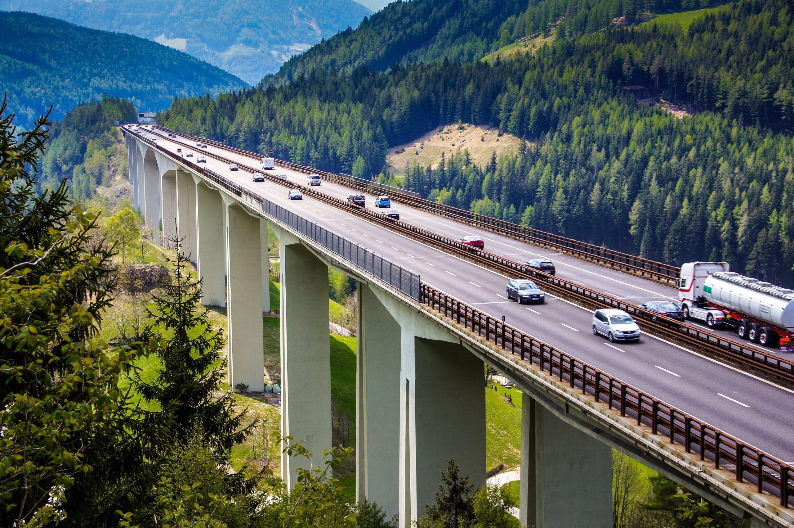 A22: scattano i divieti di circolazione per le festività austriache e tedesche
