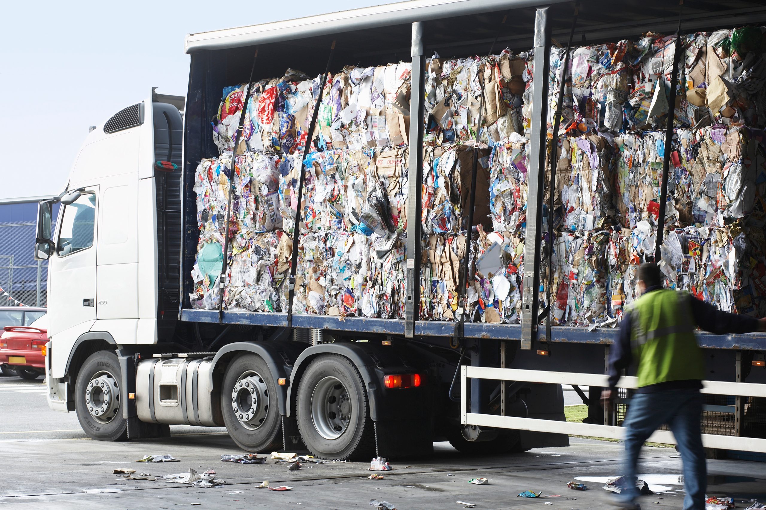 Trasporto rifiuti: entro il 30 aprile scadenze di RENTRI e diritto annuale d’iscrizione all’Albo Nazionale Gestori Ambientali