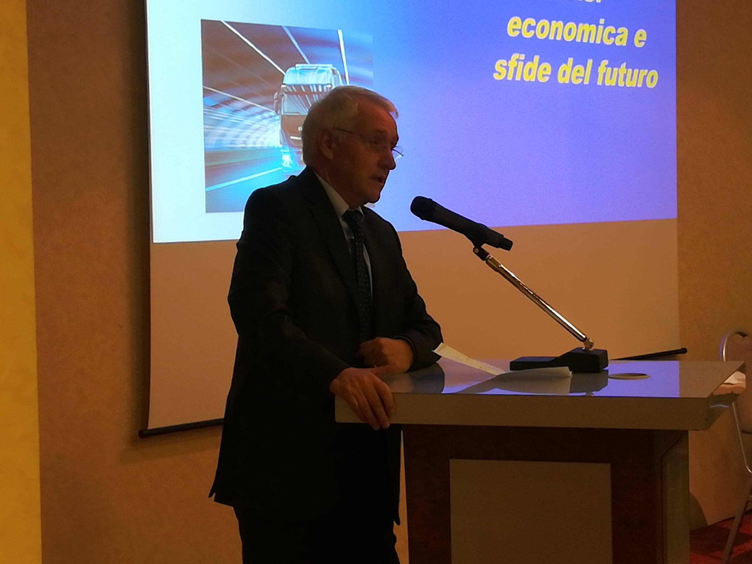 Abbiamo un nuovo Mostro: ”l’Autotrasporto inquinatore”!
