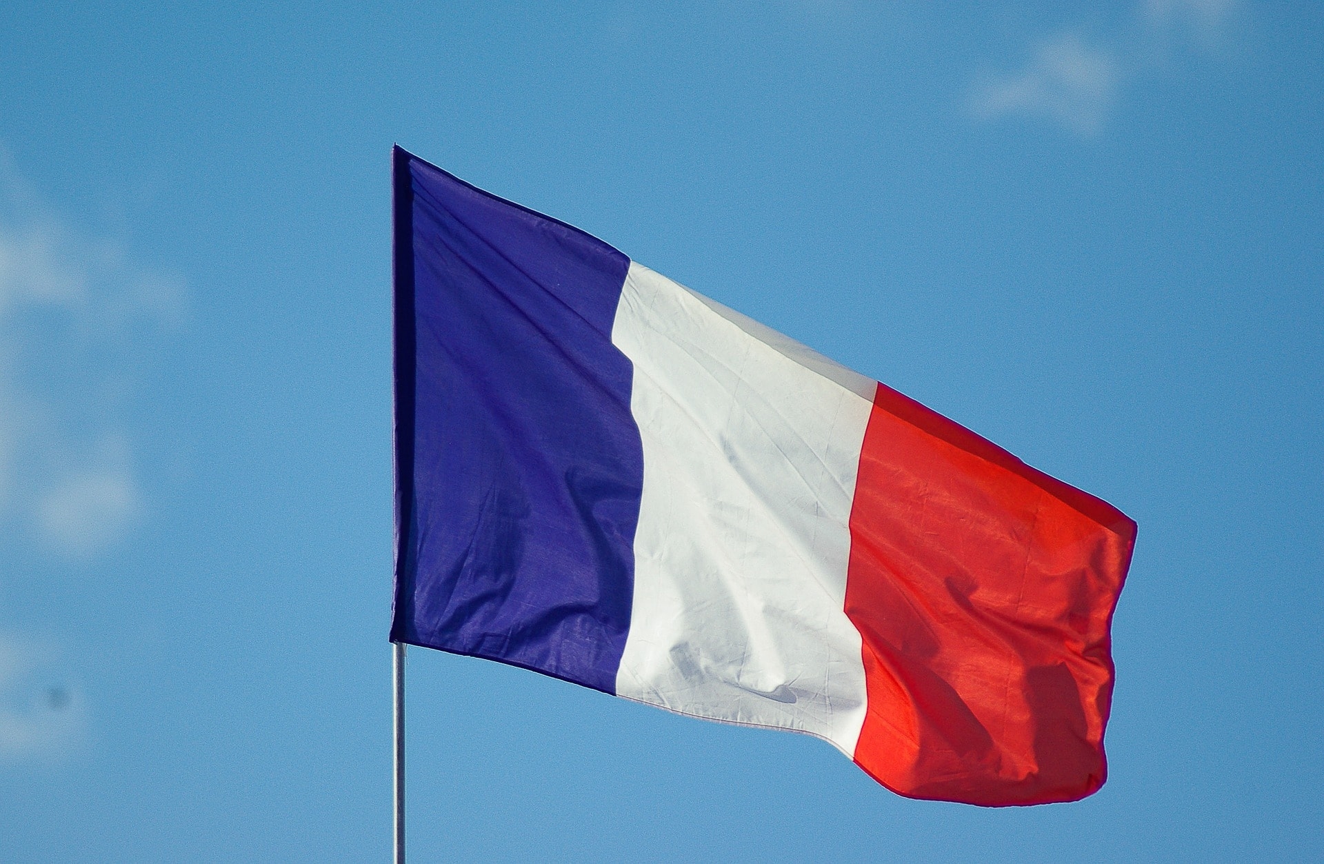 Francia, entrate in vigore nuove restrizioni legate al riposo dei conducenti
