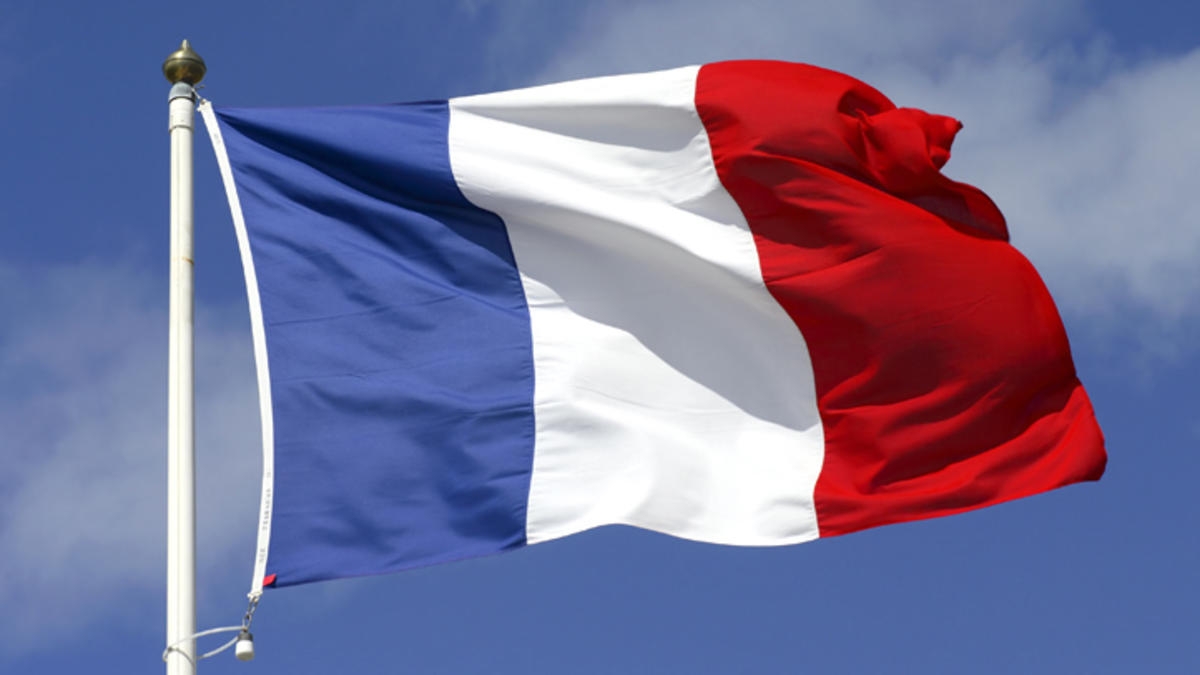 COVID19: per circolare in Francia è necessaria una autocertificazione