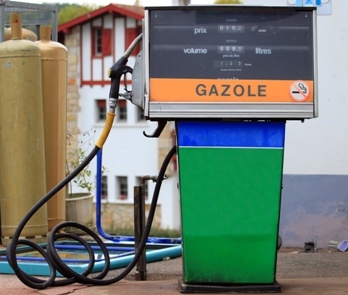 Cisternette di gasolio. DL Rilancio no a licenza fiscale, si a SCIA alle Dogane