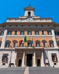 Blocco Euro V nelle regioni del Bacino Padano: con un Decreto-legge slitta l’entrata in vigore al 1° ottobre 2027