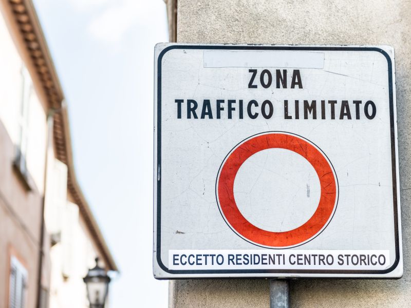 Trasporto merci al centro di Roma: il TAR del Lazio concede il via libera all’ingresso ai soli corrieri espressi