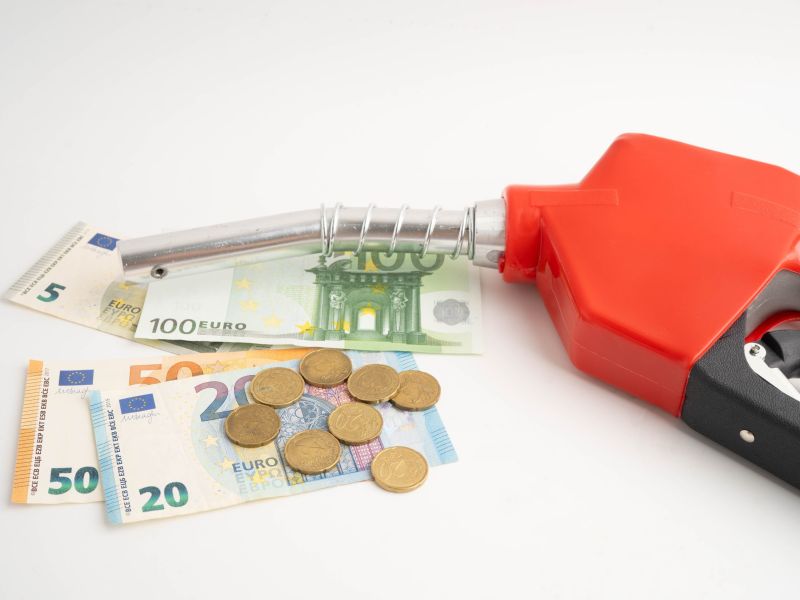 Credito di imposta straordinario a favore delle imprese di autotrasporto: pubblicate le FAQ e le linee guida definitive. Dal 1° al 15 settembre i termini per l’invio delle istanze