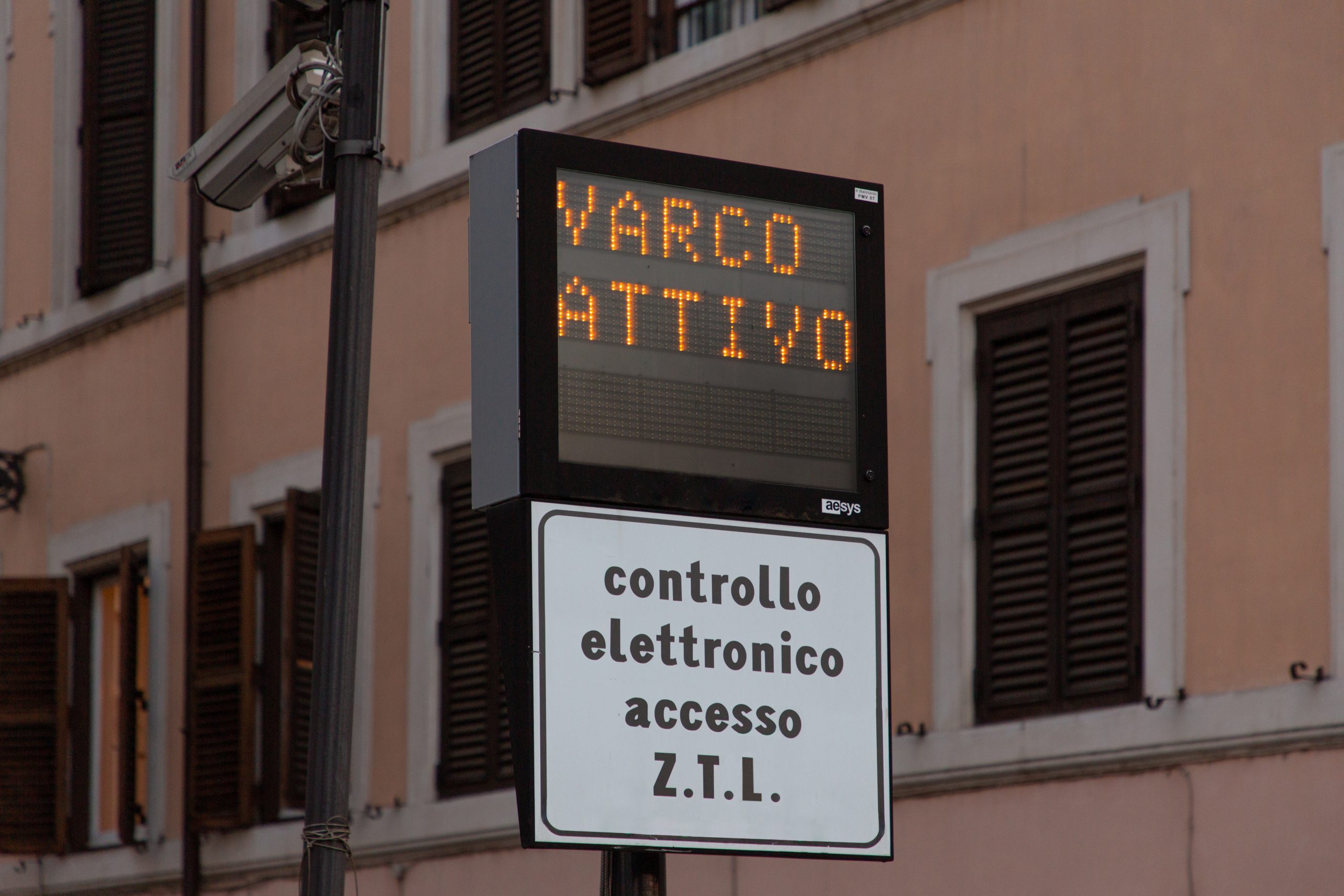 Trasporto merci al centro di Roma: dal 7 settembre nuove limitazioni